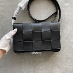 보테가베네타카세트백