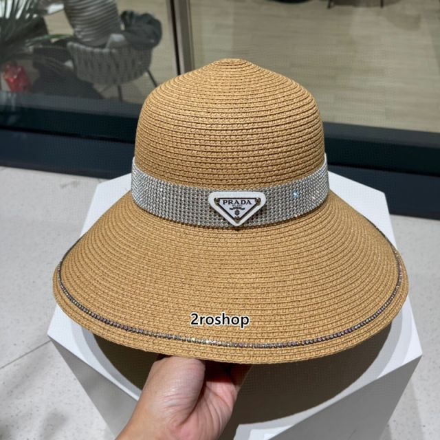 PRADA 모자
