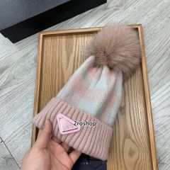 PRADA 모자