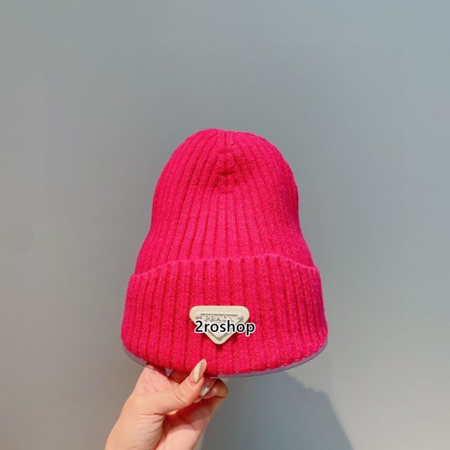 PRADA 모자