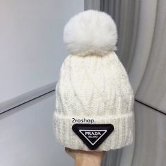 PRADA 모자