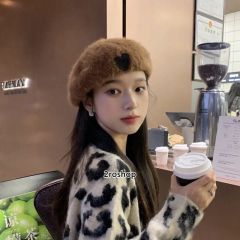 PRADA 모자
