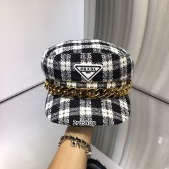 PRADA 모자