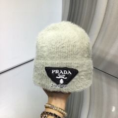 PRADA 모자
