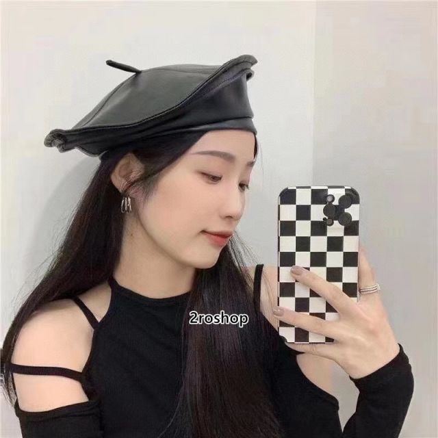 PRADA 모자