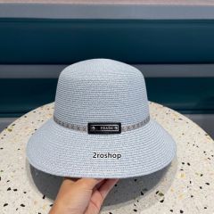 PRADA 모자