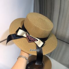 PRADA 모자