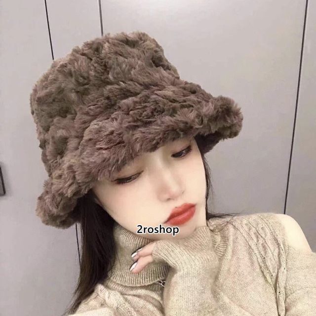 PRADA 모자