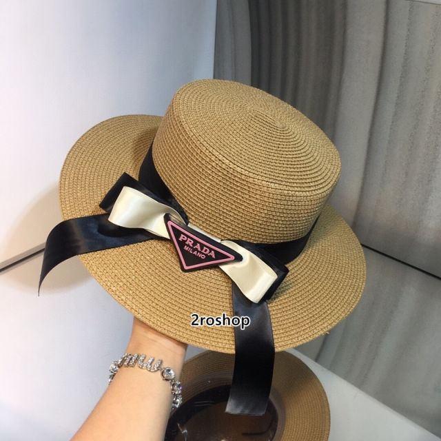 PRADA 모자