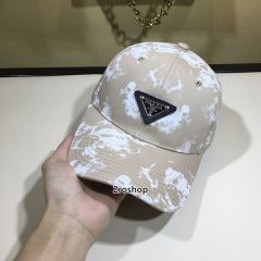 PRADA 모자