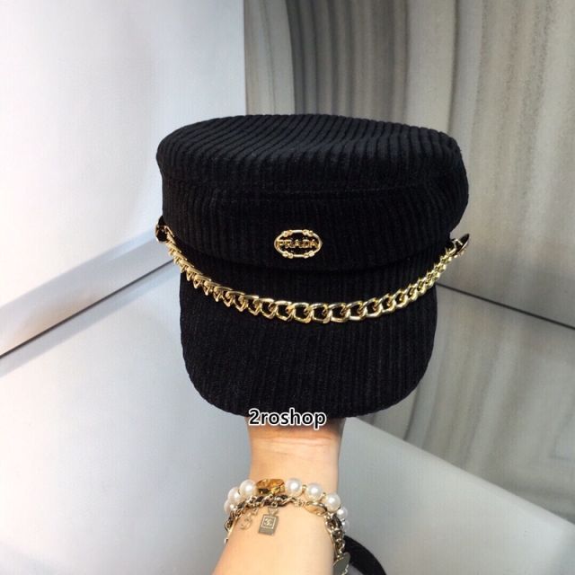 PRADA 모자