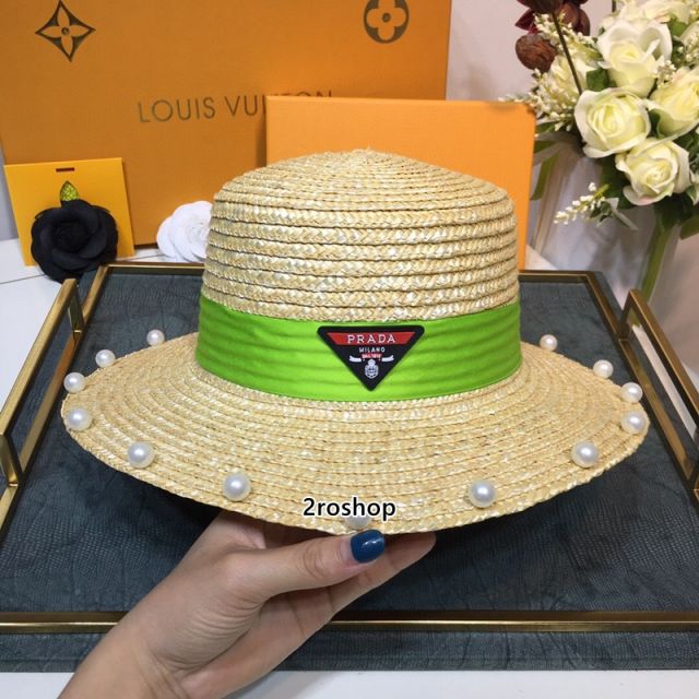 PRADA 모자