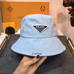 PRADA 모자