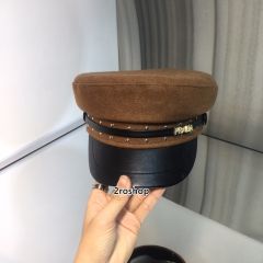 PRADA 모자