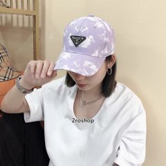 PRADA 모자