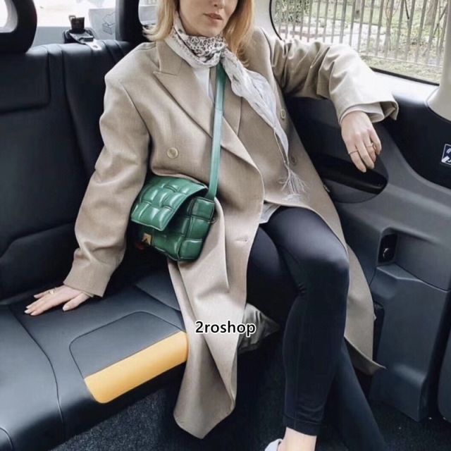 보테가베네타카세트크로스백