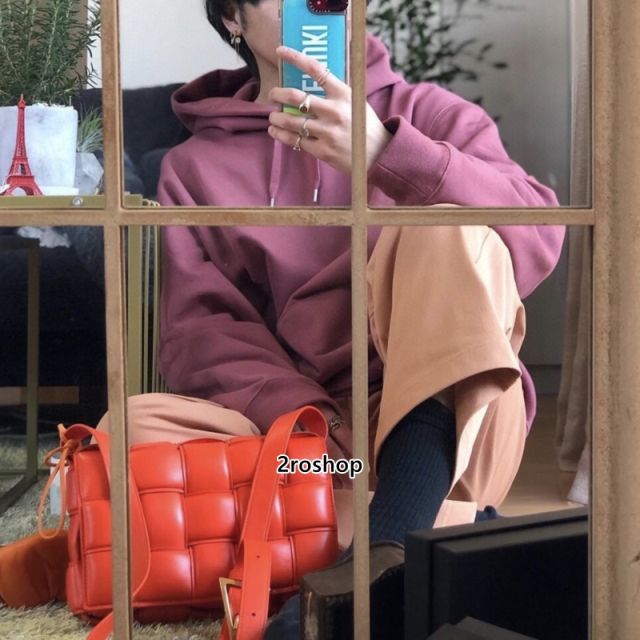 보테가베네타카세트크로스백