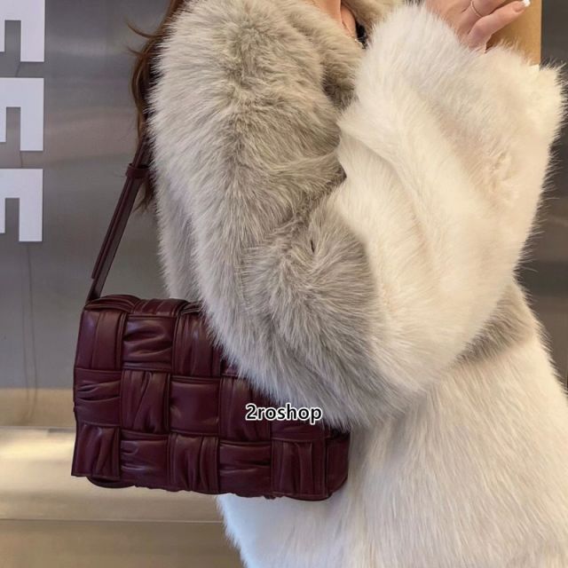 보테가베네타카세트크로스백