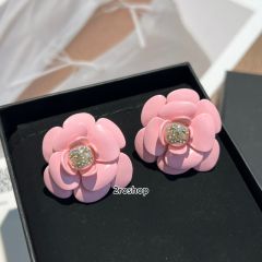 CHANEL 피어싱