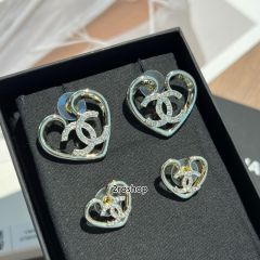 CHANEL 피어싱