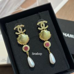 CHANEL 피어싱