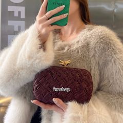 보테가베네타놋미노디에르클러치