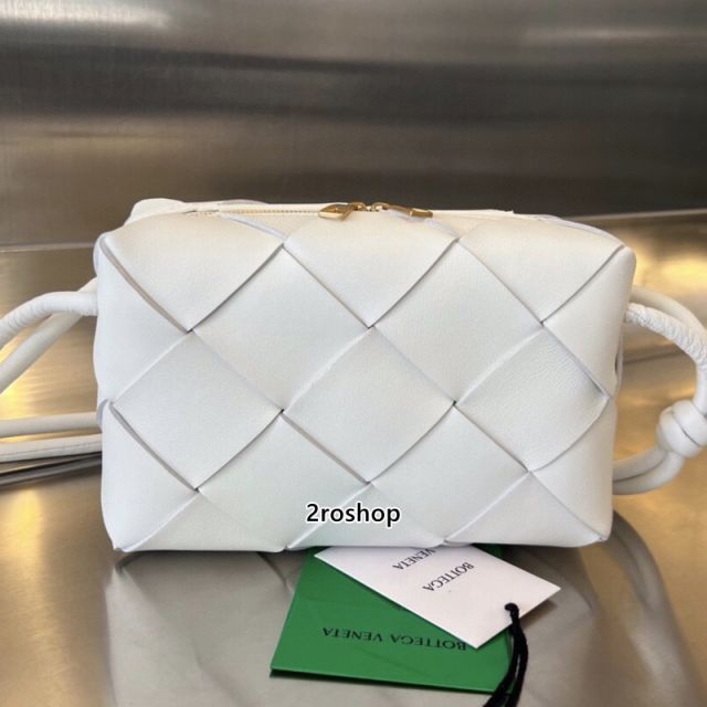 보테가베네타카세트카매라백