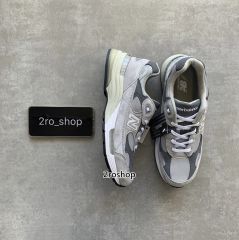 뉴발란스스니커즈