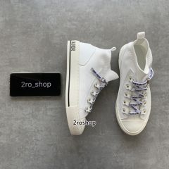 디올스니커즈