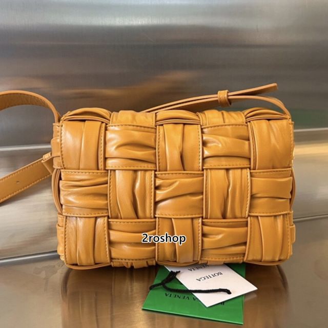 보테가베네타카세트크로스백