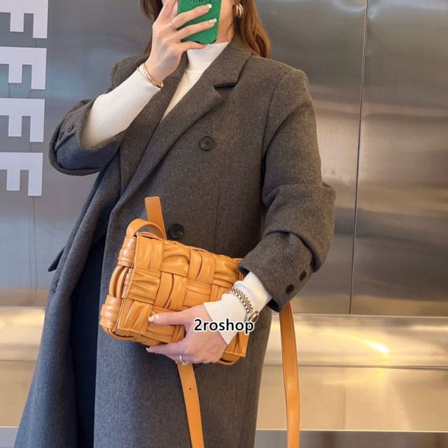 보테가베네타카세트크로스백