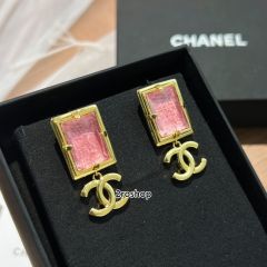 CHANEL 피어싱