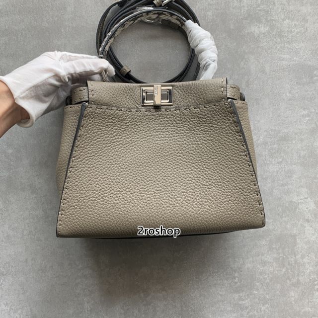 펜디피카부탑핸들백