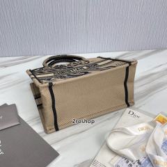 디올북토트백스몰블랙멀티