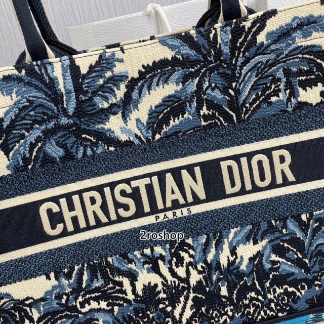 디올북토트백미듐멀티블루