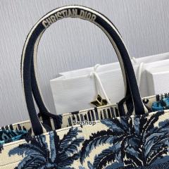 디올북토트백미듐멀티블루