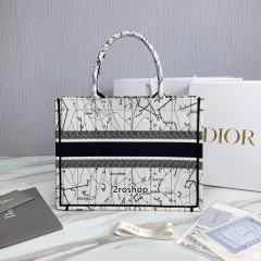 디올북토트백미듐멀티화이트