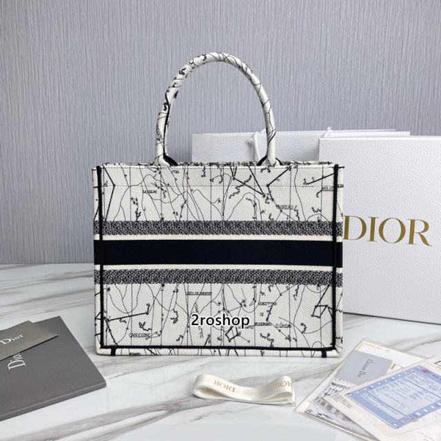 디올북토트백미듐멀티화이트