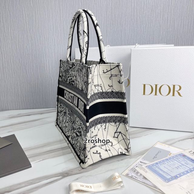 디올북토트백미듐멀티화이트