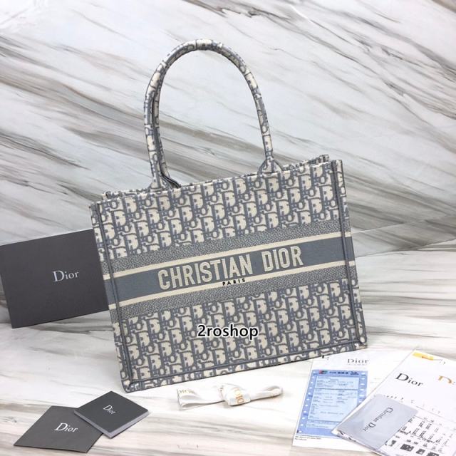 디올북토트백미듐멀티그레이