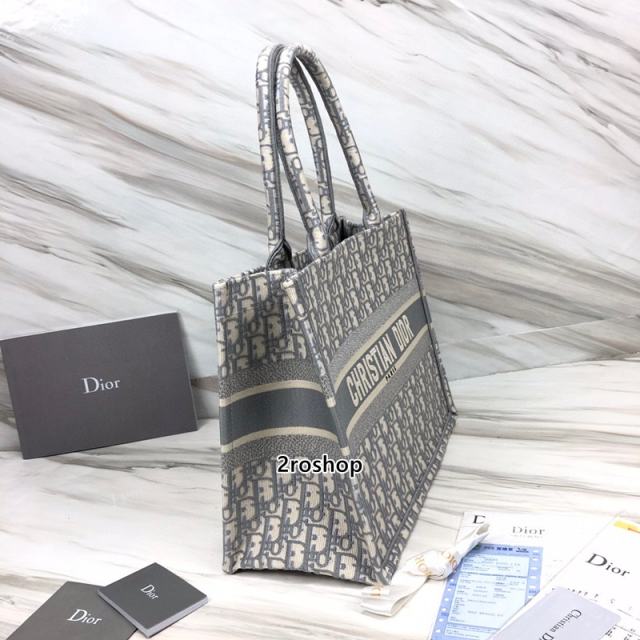 디올북토트백미듐멀티그레이