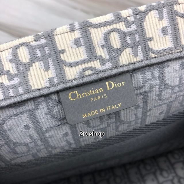 디올북토트백미듐멀티그레이