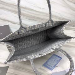 디올북토트백라지멀티그레이
