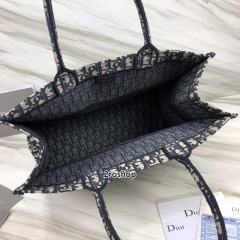 디올북토트백라지멀티블랙