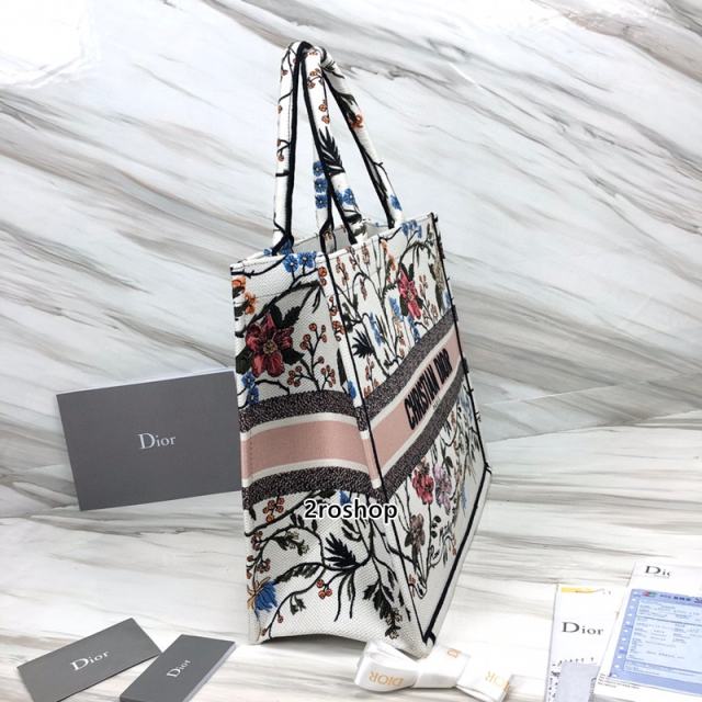 디올북토트백라지멀티화이트