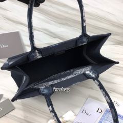 디올북토트백미듐멀티블랙