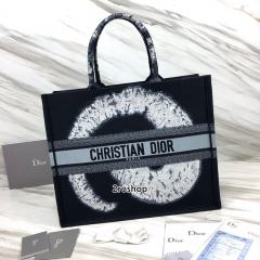 디올북토트백라지멀티블랙