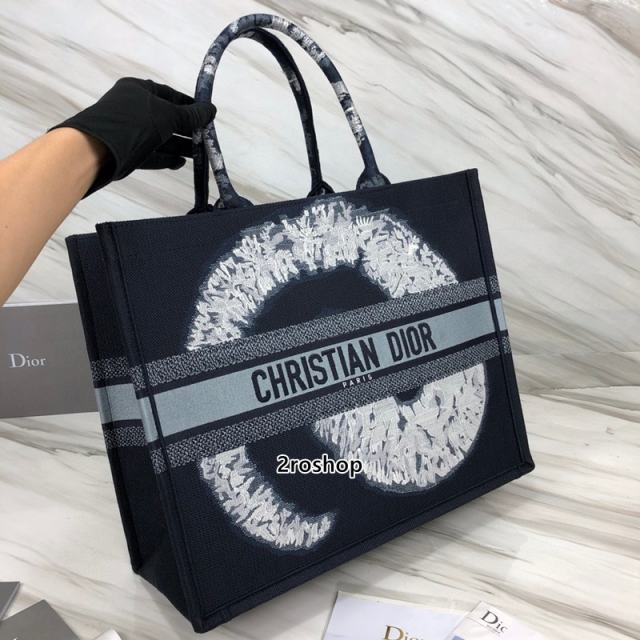 디올북토트백라지멀티블랙