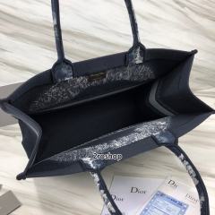 디올북토트백라지멀티블랙