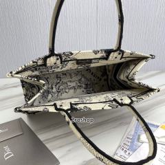 디올북토트백미듐멀티